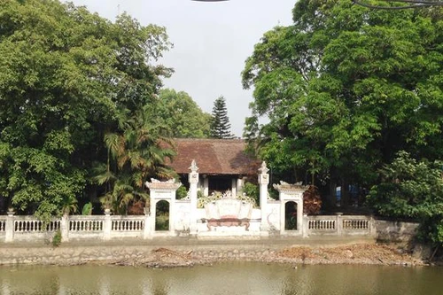  Tái sử dụng tối đa vật liệu gốc của Di tích Quốc gia đình Phú Lương, huyện Ứng Hòa