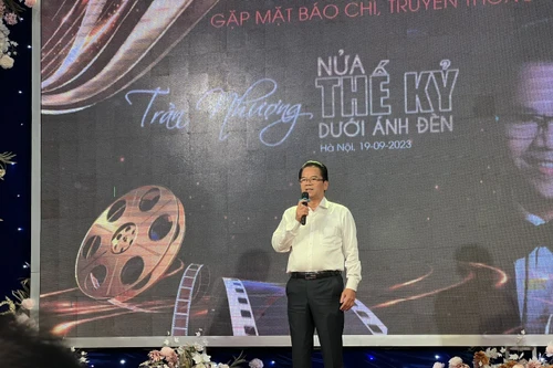 "Nửa thế kỷ dưới ánh đèn": Chương trình kỷ niệm 50 năm hoạt động nghệ thuật của Đại tá, NSND Trần Nhượng