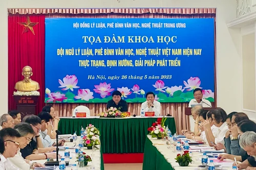 Bàn giải pháp để xây dựng và phát triển đội ngũ lý luận, phê bình VHNT Việt Nam 