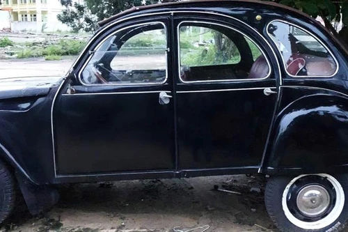 Đấu giá xe cổ từng của "đệ nhất danh ca miền Nam" Út Trà Ôn 