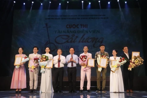 Trao 7 giải Nhất tài năng diễn viên cải lương 2023