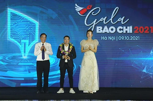 Tôn vinh những khoảnh khắc báo chí Việt Nam xuất sắc năm 2020