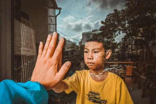 Một đầu bếp đoạt giải Vàng cuộc thi ảnh "Kiên cường Việt Nam"