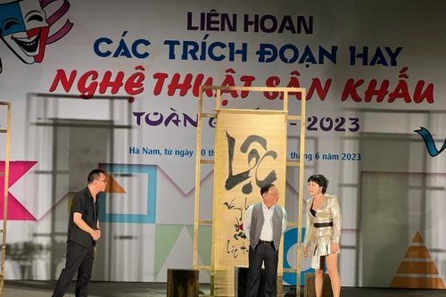 Thưởng thức các trích đoạn sân khấu nổi tiếng một thời