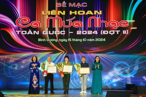 Nhà hát Ca Múa Nhạc CAND giành huy chương Vàng 