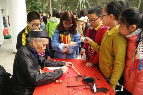 "Trải nghiệm Tết truyền thống" tại Bảo tàng Dân tộc học Việt Nam