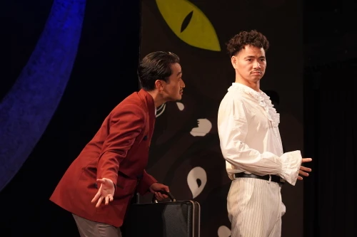 Biểu diễn "Bệnh sỹ" vào dịp 8/3