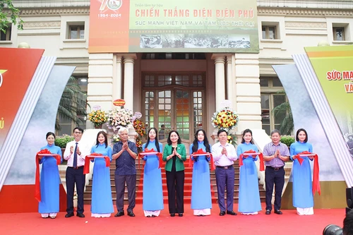 Triển lãm tư liệu “Chiến thắng Điện Biên Phủ - Sức mạnh Việt Nam và tầm vóc thời đại”
