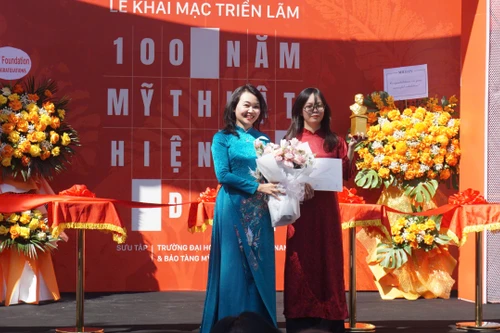 Trao giải thưởng Victor Tardieu và sự hiện diện của cháu nội Hiệu trường đầu tiên Trường Đại học Mỹ thuật Việt Nam