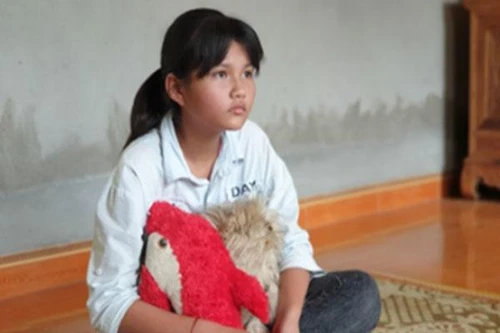 Khắc họa nhịp đập yêu thương, giúp trẻ mồ côi nhận được hạnh phúc từ 2 tiếng "gia đình"