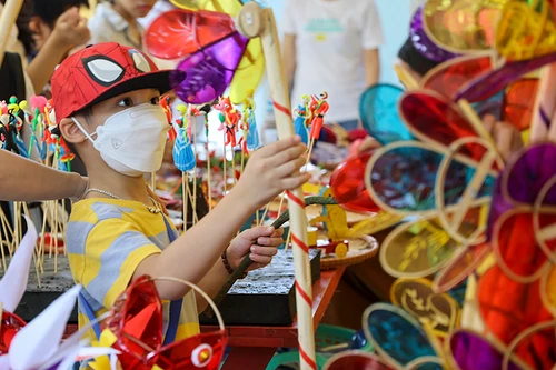 “Vui tết Trung thu” tại Hoàng thành Thăng Long 