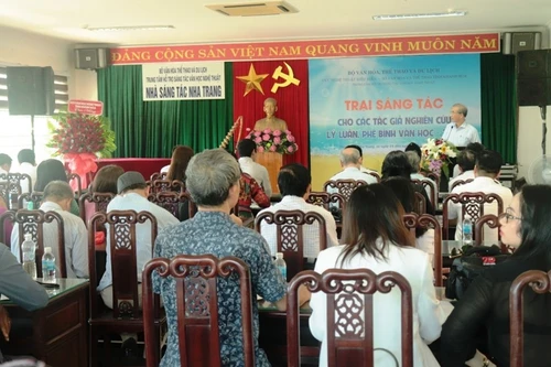 Tổ chức trại sáng tác kịch bản văn học năm 2024