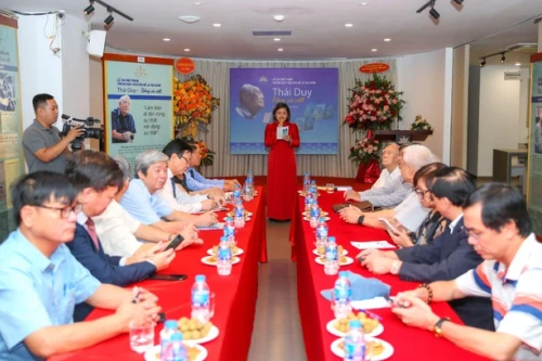 Tôn vinh những đóng góp của nhà báo lão thành Thái Duy