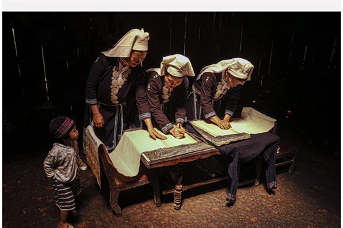 [Ảnh] Nghề truyền thống Việt Nam từ góc nhìn nghệ sĩ