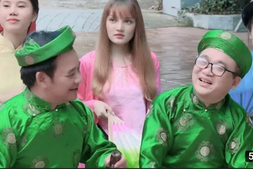 Video ca nhạc "Quả thơ": Hát trống quân bày mâm quả vào dịp Trung thu