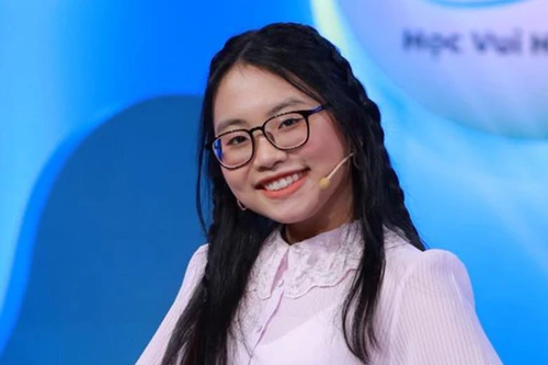 Gia đình ca sĩ Phương Mỹ Chi nhiễm Covid-19