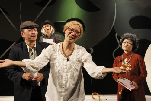 NSND Lê Khanh, NSƯT Chí Trung góp mặt trong chùm hài kịch "Đời cười tuyển chọn"