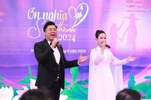 Khắc sâu tinh thần đạo hiếu với chương trình nghệ thuật "Ơn nghĩa sinh thành"