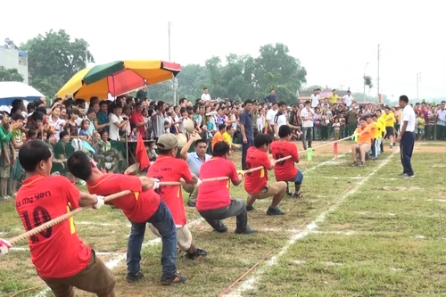 Liên hoan trình diễn nghi lễ và trò chơi kéo co 2023 tại Hà Nội