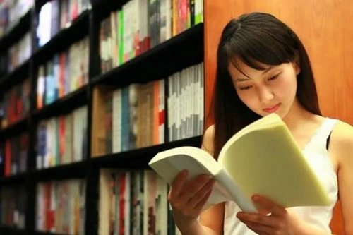 Hàng trăm tựa sách hay được hỗ trợ giá tới 80% tại sàn book365