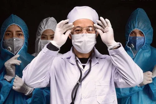 Vở kịch "Cuộc chiến Covid" - Đề cao chữ "tình" trong cơn đại dịch