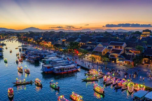 Bức ảnh "Thuyền hoa" đoạt giải Nhất cuộc thi ảnh nghệ thuật Du lịch Việt Nam