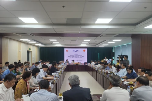 Hội thảo "Trí thức người Việt Nam ở nước ngoài tham gia xây dựng và phát triển đất nước"