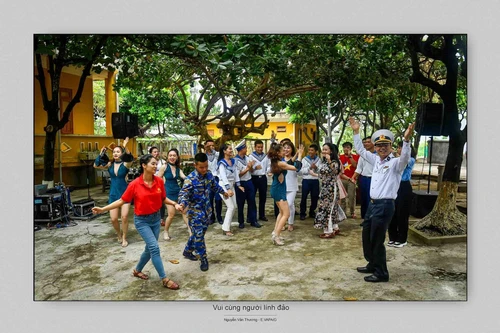 90 bức ảnh xúc động về Trường Sa của tay máy Nguyễn Văn Thương