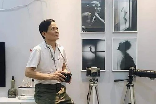 Ghé thăm không gian "Ký ức nhiếp ảnh", nơi lưu giữ những kỷ vật vô giá