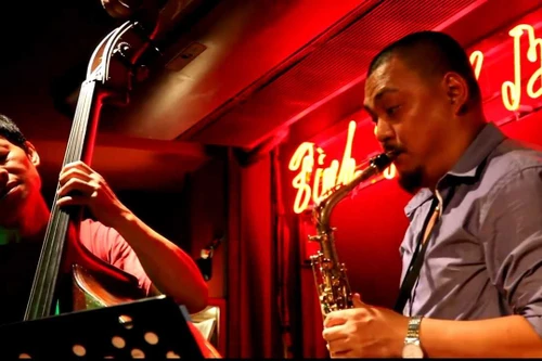 Tuồng, chèo... “ngẫu hứng” với jazz 