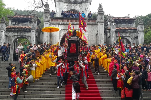 Lễ hội đền Bà Triệu được công nhận là Di sản văn hóa phi vật thể quốc gia 