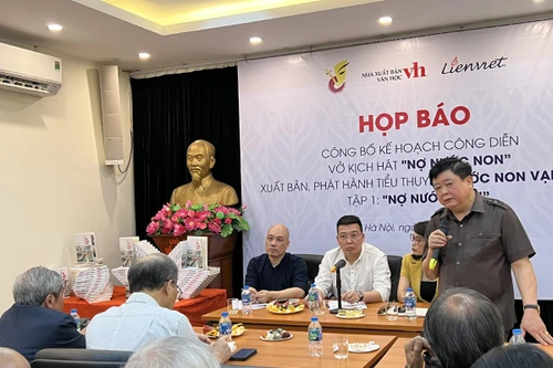  "Nợ nước non"- 2 công trình nghệ thuật đặc biệt về Chủ tịch Hồ Chí Minh