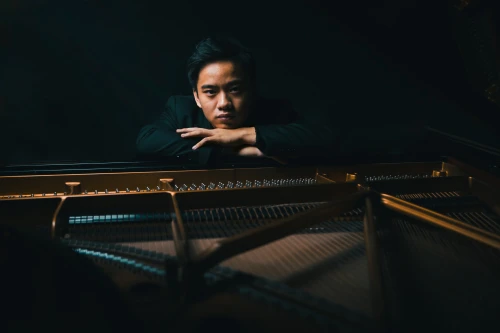 Pianist Nguyễn Việt Trung trở về và biểu diễn ở Hà Nội