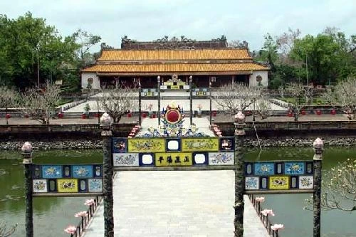 Lưu ý trong tu bổ di tích điện Thái Hòa-nơi đăng quang của 13 vua triều Nguyễn