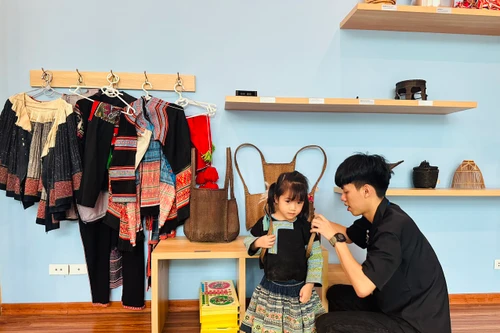  "Vui khám phá di sản các nước" tại Bảo tàng Dân tộc học Việt Nam