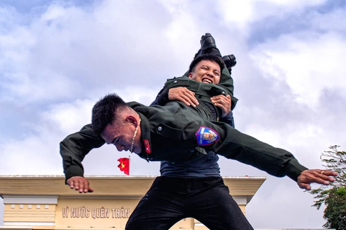 Các bức ảnh đẹp về chiến sĩ Công an nhân dân