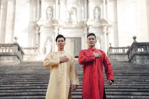 Quốc Cơ Quốc Nghiệp được thưởng nóng hơn 1 tỉ đồng