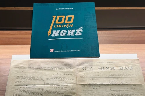 100 câu chuyện nghề báo Việt Nam trải dài qua 1 thế kỷ