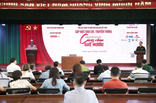 Chương trình nghệ thuật chính luận "Cùng nhau giữ nước"