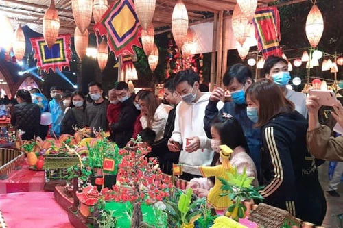 Lễ hội văn hóa dân gian Hà Nội: Nhen lên tình yêu với truyền thống dân tộc