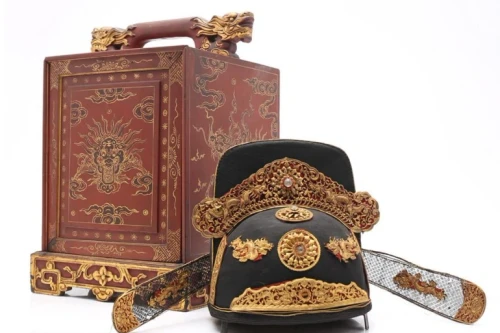 Huế sẽ tiếp nhận 2 cổ vật triều Nguyễn trở về cố hương