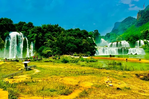 Thác Bản Giốc Cao Bằng lọt top 21 thác nước đẹp nhất thế giới 