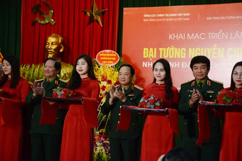 Triển lãm "Đại tướng Nguyễn Chí Thanh - Nhà lãnh đạo tài năng, đức độ”