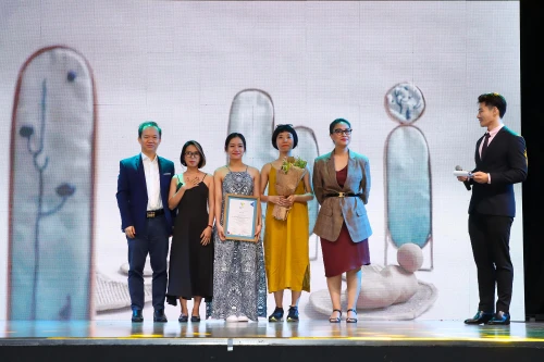 "Đánh thức truyền thống" với những thiết kế hiện đại