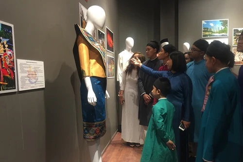 Chiêm ngưỡng trang phục truyền thống các nước ASEAN