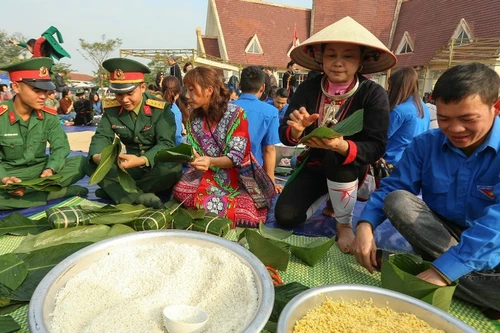 Chương trình “Bánh chưng xanh - Tết vì người nghèo” năm 2024