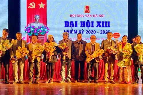 Nhà thơ Trần Gia Thái đắc cử Chủ tịch Hội Nhà văn Hà Nội nhiệm kỳ 2020-2025