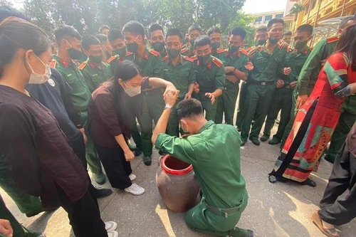 Vào dịp giỗ tổ Hùng Vương, trải nghiệm tour "Về miền Hồng Bàng"