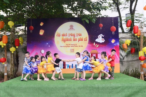  “Hội sách Trung thu” tại Phố sách Hà Nội