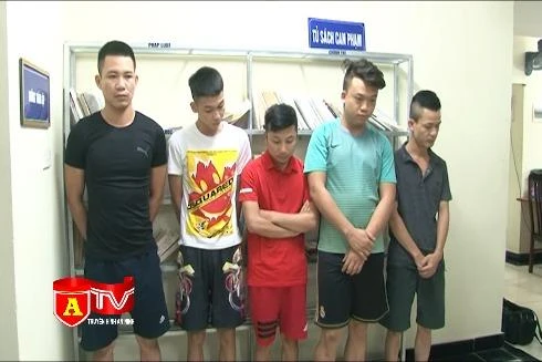 Hà Nội: Đột kích quán bar, phát hiện hàng chục thanh niên sử dụng ma túy